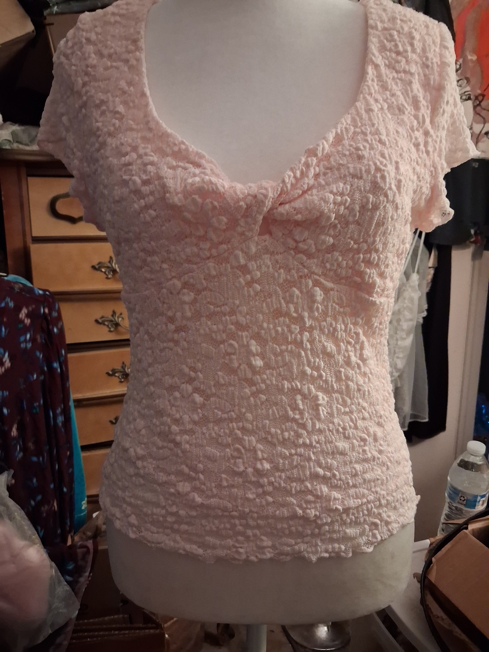 New, Textured Puff Mesh Pink Short Sleeve Top, Empire Waist Twist Bodice Size M